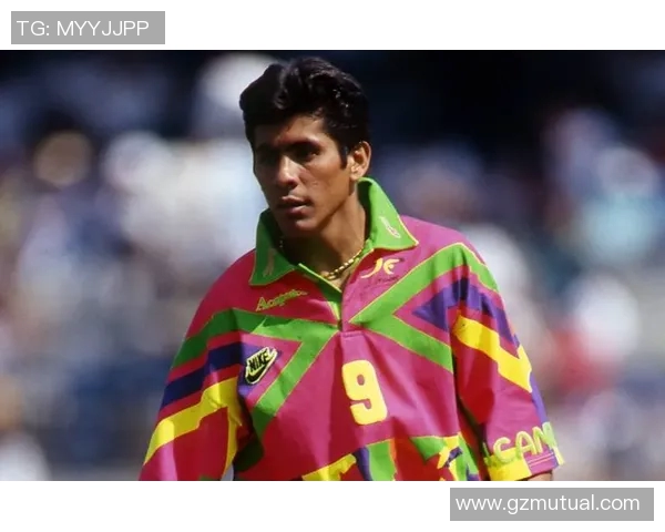 足球明星破产后生活的真实写照与背后的故事揭秘