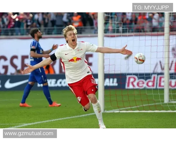 柏林联与科隆激战正酣比分揭晓精彩瞬间回顾